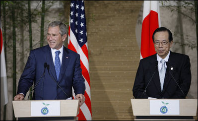 President George W. Bush and Japan's Prime Minister Yasuo Fukuda listen to questions from the audience during a joint press availability Sunday, July 6, 2008, at the Windsor Hotel Toya Resort and Spa. Japan is host to this year's 2008 Group of Eight Summit.