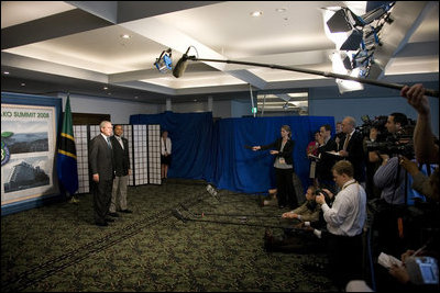 President George W. Bush and President Jakaya Kikwete of Tanzania, meet with the media Monday, July 7, 2008, after the G8 Working Session with Africa Outreach Representatives at the Windsor Hotel Toya Resort and Spa in Toyako, Japan.
