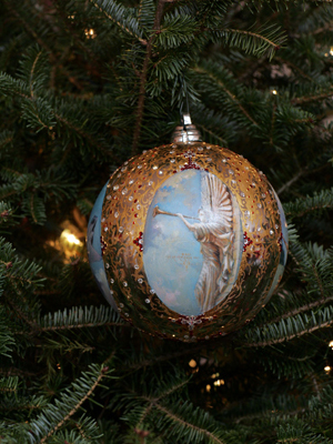 Texas Congresswoman Kay Granger selected artist J.T. Grant to decorate the 12th District's ornament for the 2008 White House Christmas Tree.