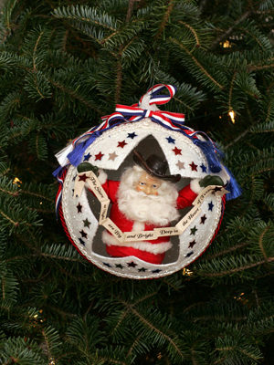 Texas Congressman Randy Neugebauer selected artist Lynn Haney to decorate the 19th District's ornament for the 2008 White House Christmas Tree