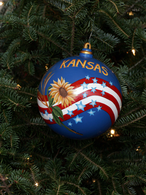 Kansas Congressman Todd Tiahrt selected artist Vicki Truman to decorate the 4th District's ornament for the 2008 White House Christmas Tree. 