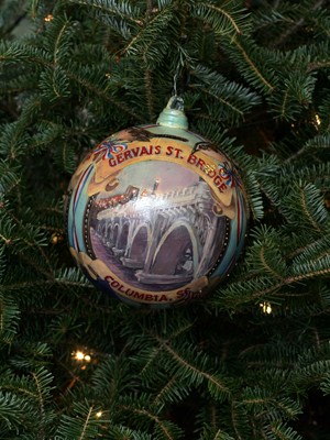 South Carolina Senator Jim DeMint selected artist Greg Ramsey to decorate the State's ornament for the 2008 White House Christmas Tree