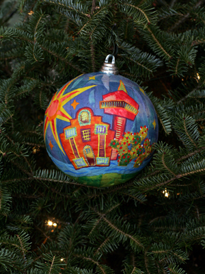 Texas Congressman Charlie Gonzalez selected artist Lisa Ellen Mittler to decorate the 20th District's ornament for the 2008 White House Christmas Tree.