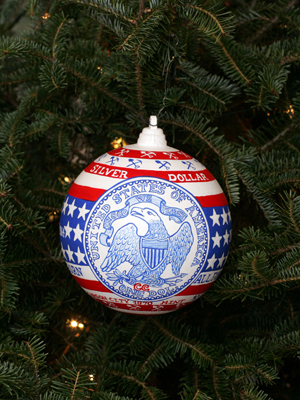 Nevada Senator Harry Reid selected artist Maria Volborth to decorate the State's ornament for the 2008 White House Christmas Tree