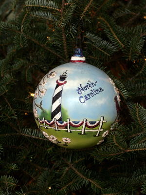 North Carolina Congressman Robin Hayes selected artist Teresa Thibault to decorate the 8th District's ornament for the 2008 White House Christmas Tree.