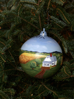 Oklahoma Congressman Tom Cole selected artist Maggie Brittin to decorate the 4th District's ornament for the 2008 White House Christmas Tree.