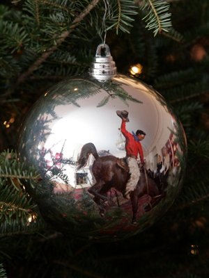 Wyoming Senator John Barrasso selected artist Tucker Smith to decorate the State's ornament for the 2008 White House Christmas Tree.