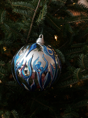 Ohio Congressman Zack Space selected artist Jeannine Kennedy to decorate the 18th District's ornament for the 2008 White House Christmas Tree.