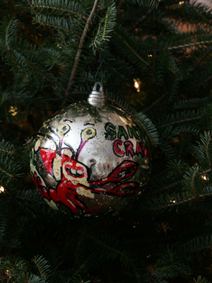 Louisiana Senator David Vitter selected artist Adrian Fulton to decorate the State's ornament for the 2008 White House Christmas Tree.