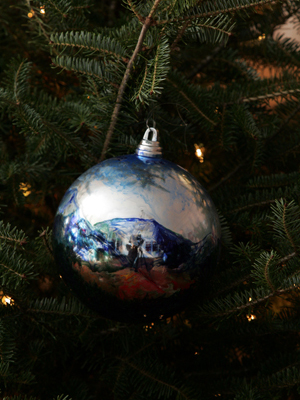 New Hampshire Congressman Paul Hodes selected artist Catherine T. Kaplan to decorate the 2nd District's ornament for the 2008 White House Christmas Tree.