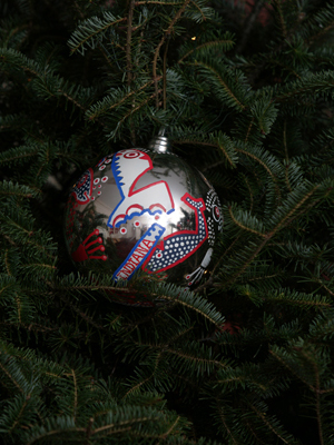 Indiana Congressman Joe Donnelly selected artist Tom Munich to decorate the 2nd District's ornament for the 2008 White House Christmas Tree.