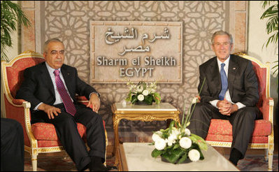 President George W. Bush meets with Palestinian Prime Minister Salam Fayyad in Sharm El Sheikh, Egypt, Sunday, May 18, 2008.