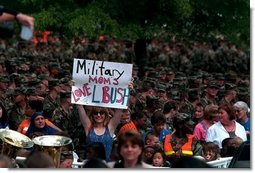 Crowds welcome Mrs. Bush to Fort Jackson, South Carolina for a Troops to Teachers rally May 8, 2001.  White House photo by Paul Morse