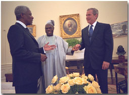President George W. Bush welcomes Nigerian President Olusegun Obsanjo and UN Secretary General Kofi Annan into Oval office during their meeting on the HIV/AIDS Trust Fund Initiative, Friday, May 11. WHITE HOUSE PHOTO BY ERIC DRAPER