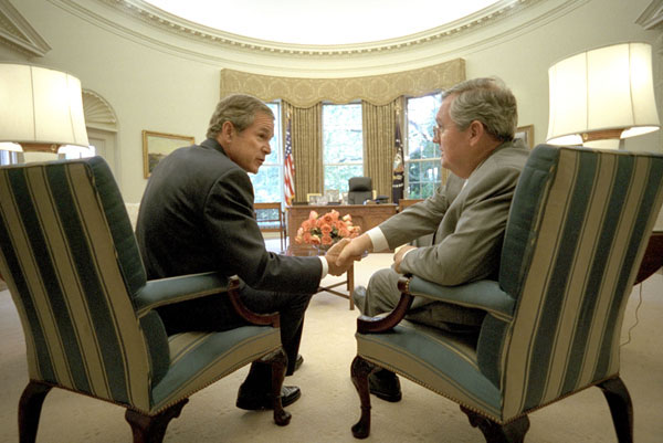 President Bush and Representative Charles Norwood seal their negotiations over the Patient's Bill of Rights in the Oval Office late afternoon Wednesday August 1, 2001. Shortly thereafter, the President and Rep. Norwood gave a press briefing announcing their agreement. White House photo by Eric Draper.