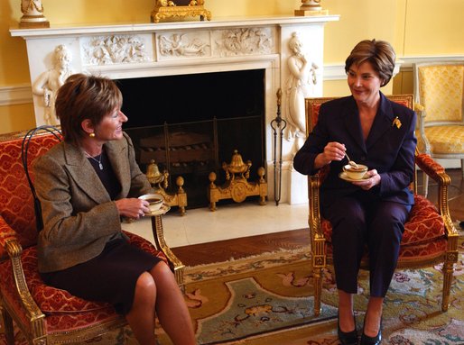 Laura Bush hosts a visit from Katalin Medgyessy, wife of Prime Minister Peter Medgyessy of the Republic of Hungary, in the Yellow Oval Room in the private residence of the White House on Friday, Nov. 8, 2002. White House photo by Tina Hager
