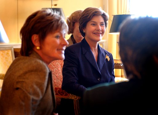 Laura Bush hosts a visit from Katalin Medgyessy, wife of Prime Minister Peter Medgyessy of the Republic of Hungary, in the Yellow Oval Room in the private residence of the White House on Friday, Nov. 8, 2002. White House photo by Tina Hager