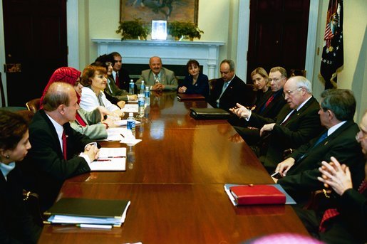 Vice President Dick Cheney meets with Iraqi Americans and Iraqi Expatriates in the Roosevelt Room Thursday, March 6, 2003. White House photo by David Bohrer.
