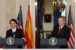 President George W. Bush and President Jose Maria Aznar of Spain hold a joint press conference in Cross Hall Wednesday, May 7, 2003.  White House photo by Tina Hager