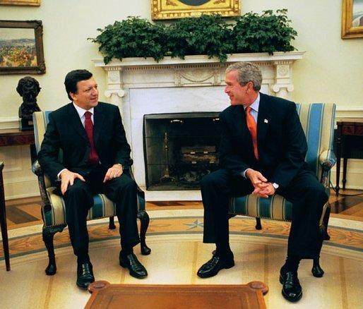 President George W. Bush meets with Prime Minister Jose Manuel Durao of Portugal in the Oval Office Friday, June 6, 2003. White House photo by Tina Hager.