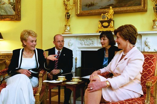 Laura Bush talks with Viktorie Spidlova, wife of the Prime Minister of the Czech Republic Vladimir Spidla, during a coffee hosted in her honor at the White House Tuesday, July 15, 2003. White House photo by Susan Sterner.