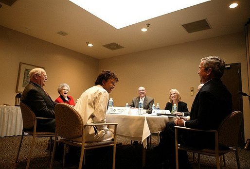President George W. Bush meets with doctors and patients to talk about medical liability reform Baptist Health Medical Center in Little Rock, Ark., Monday, Jan. 26, 2004. White House photo by Paul Morse