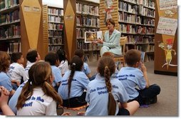 Laura Bush reads to Fifth Graders at the Rancho Mirage Public Library in Palm Springs, Calif., on Wednesday, February 18, 2004.  White House photo by Tina Hager