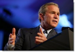 President George W. Bush speaks at the Newspaper Association of America Annual Convention at the Omni Shoreham Hotel in Washington, D.C., Wednesday, April 21, 2004.  White House photo by Paul Morse