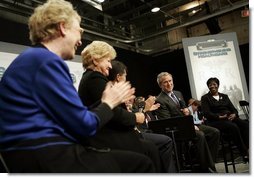 President George W. Bush participates in a conversation on health care and community health centers at Youngstown State University in Youngstown, Ohio, Tuesday May 25, 2004.  White House photo by Paul Morse