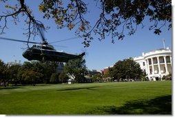 After addressing the media, President George W. Bush departs the South Lawn aboard Marine One Thursday, Oct. 7, 2004.  White House photo by Tina Hager