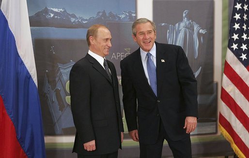 President George W. Bush participates in a bilateral meeting with Russian President Vladimir Putin while attending an APEC summit in Santiago, Chile, Nov. 20, 2004.White House photo by Eric Draper