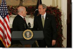 President George W. Bush announces his nomination of Bernard B. Kerik, the New York police commissioner during the Sept. 11, 2001 terrorist attacks, as the new Department of Homeland Security Secretary in the Roosevelt Room Friday, Dec. 3, 2004.  White House photo by Tina Hager