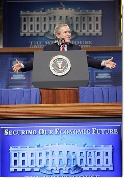 President George W. Bush speaks at the White House Conference on the Economy at the Ronald Reagan Building in Washington, D.C., on Thursday, Dec. 16, 2004.  White House photo by Paul Morse