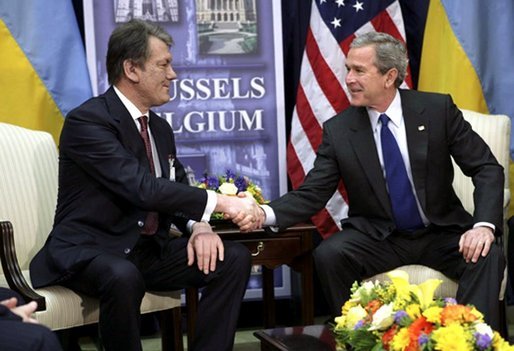 President George W. Bush hosts a bilateral meeting with Ukraine President Viktor Yushchenko in Brussels, Belgium, Tuesday, Feb. 22, 2005. White House photo by Eric Draper