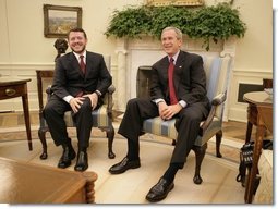 President George W. Bush visits with King Abdullah of Jordan, Thursday, Sept. 22, 2005 in the Oval Office at the White House in Washington.  White House photo by Eric Draper