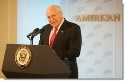 Vice President Dick Cheney delivers his remarks on the war on terror, arguing against a withdrawl from Iraq, during a speech, Monday Nov. 21, 2005, to the American Enterprise Institute.  White House photo by David Bohrer