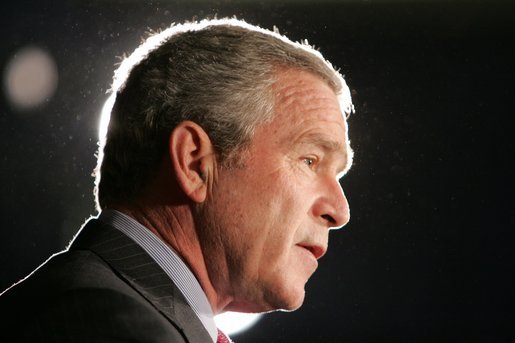 President George W. Bush addresses a meeting of the Council on Foreign Relations, Wednesday, Dec. 7, 2005 in Washington, speaking on the war on terror and the rebuilding of Iraq. White House photo by Paul Morse