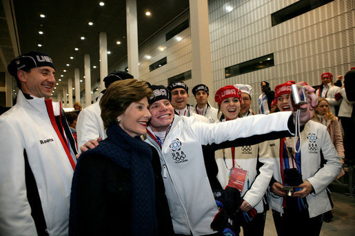 Laura Bush poses for photos with 2006 U.S. Winter Olympic athletes in Turin, Italy, Friday, Feb. 10, 2006 before the Opening Ceremony. White House photo by Shealah Craighead