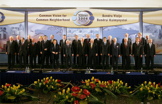 Vice President Dick Cheney, center right, stands with leaders of the Baltic and Black Sea regions who participated in the Vilnius Conference 2006 in Vilnius, Lithuania, Thursday, May 4, 2006. The leaders met to discuss common interests and reinforce their commitments to the advancement of democracy in the region. White House photo by David Bohrer