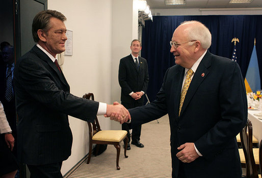 Vice President Dick Cheney and Ukrainian President Viktor Yushchenko greet one another before beginning a breakfast meeting, Thursday, May 4, 2006 in Vilnius, Lithuania. Both leaders have come to Vilnius to participate in the Vilnius Conference 2006, a summit of leaders of the Baltic and Black Sea regions. White House photo by David Bohrer