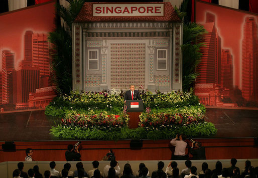 President George W. Bush delivers remarks at the National University of Singapore Centre for the Arts Thursday, November 16, 2006. White House photo by Shealah Craighead