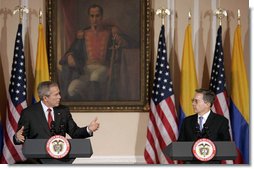 President George W. Bush and President Alvaro Uribe address the press Sunday, March 11, 2007, in Bogotá, Colombia. White House photo by Paul Morse