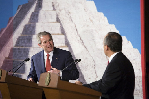 President George W. Bush and Mexico’s President Felipe Calderon appear before reporters Wednesday, March 14, 2007 in Merida, Mexico, during a joint news conference. Mexico is the last stop on President Bush’s five country visit to Latin America. White House photo by Paul Morse