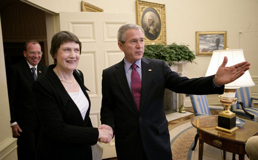 President George W. Bush welcomes Prime Minister Helen Clark of New Zealand to the Oval Office Wednesday, March 21, 2007. White House photo by Eric Draper