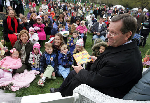 Health and Human Services Secretary Mike Leavitt prepares to read from the book, "Faux Paw's Adventures in the Internet: Keeping Children Safe," authored by his wife, Mrs. Jacalyn Leavitt, Monday, April 9, 2007, during the 2007 White House Easter Egg Roll. White House photo by David Bohrer