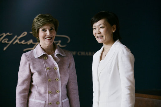 Mrs. Laura Bush and Mrs. Akie Abe, wife of Japanese Prime Minister Shinzo Abe, talk to members of the media follwing their visit to the Mount Vernon Estate of George Washington Thursday, April 26, 2007, in Mount Vernon, Va. White House photo by Shealah Craighead