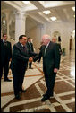 Vice President Dick Cheney shakes hands with Egyptian President Hosni Mubarak Sunday, May 13, 2007, following a meeting and private lunch at the Presidential Palace in Cairo. White House photo by David Bohrer