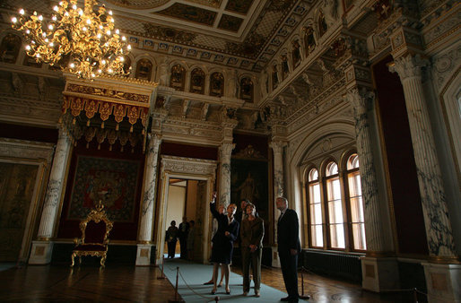 Led by Professor Dr. Kornelia von Berswordt-Wallrabe, Mrs. Laura Bush tours the throne room of the Schwerin Castle Wednesday, June 6, 2007, in Schwerin, Germany. The castle is the seat of the Land parliament of Mecklenburg-Western Pomerania and is the home to the castle museum on three floors. White House photo by Shealah Craighead