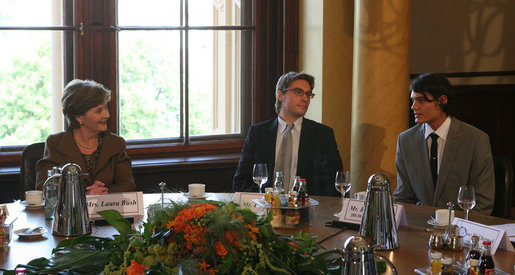 Mrs. Laura Bush listens to Fulbright Scholars during a roundtable Wednesday, June 6, 2007, at the Schwerin Castle in Schwerin, Germany. White House photo by Shealah Craighead