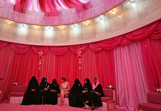 Mrs. Laura Bush talks with women in the Pink Majlis Monday, Oct. 22, 2007, at the Sheikh Khalifa Medical Center in Abu Dhabi, United Arab Emirates. The Majlis is a tradition of open forum for a wide range of topics. The Majlis focuses issues related to breast cancer. White House photo by Shealah Craighead